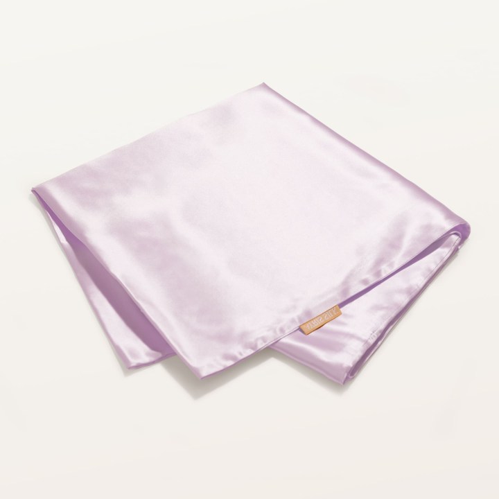 Наволочка 50х70 из фирменного шёлка с гиалуроновой кислотой